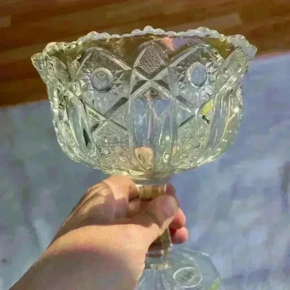 Vintage L.E. Smith Glass Candy Dish - Picture 4 of 5